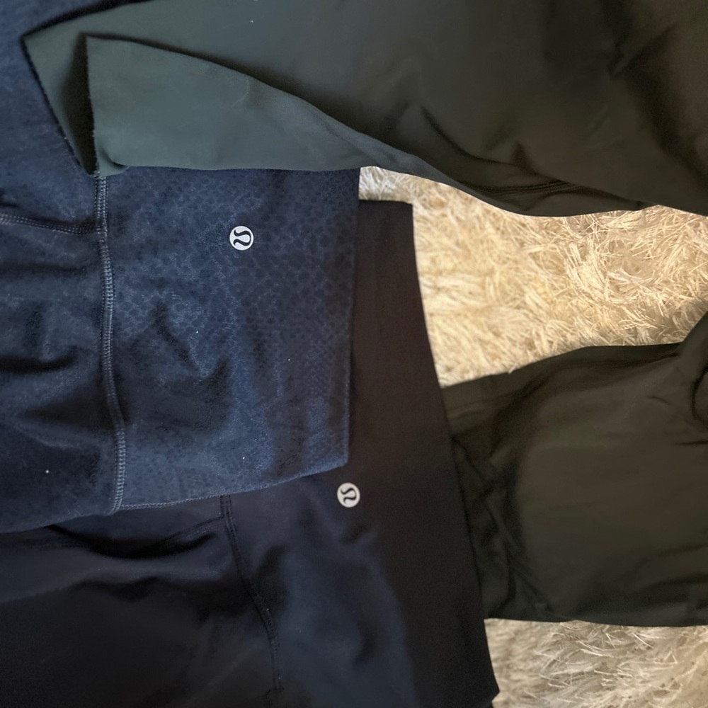 3 Pairs of Lululemon Leggings - Picture 5 of 6